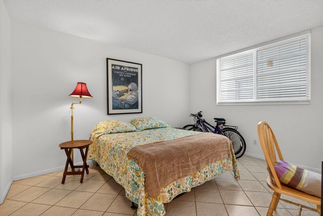 2731 NE 14TH ST Causeway 405, Pompano Beach, FL 33062