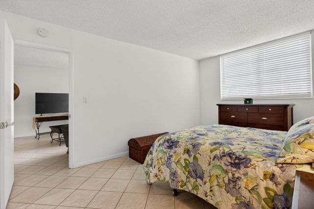 2731 NE 14TH ST Causeway 405, Pompano Beach, FL 33062