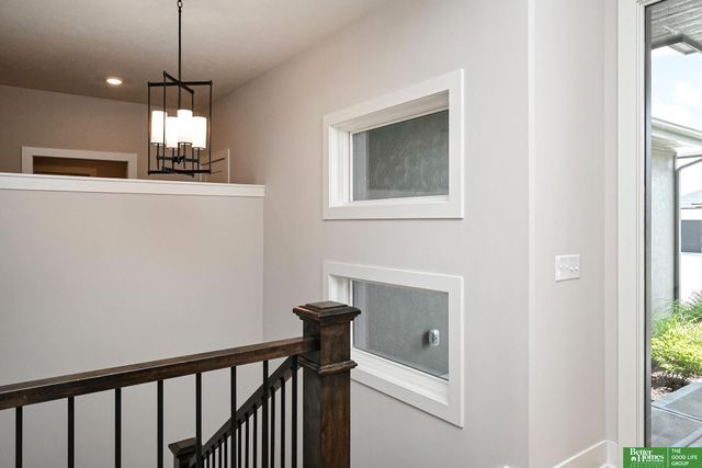 6513 S 208th Avenue, Elkhorn, NE 68022