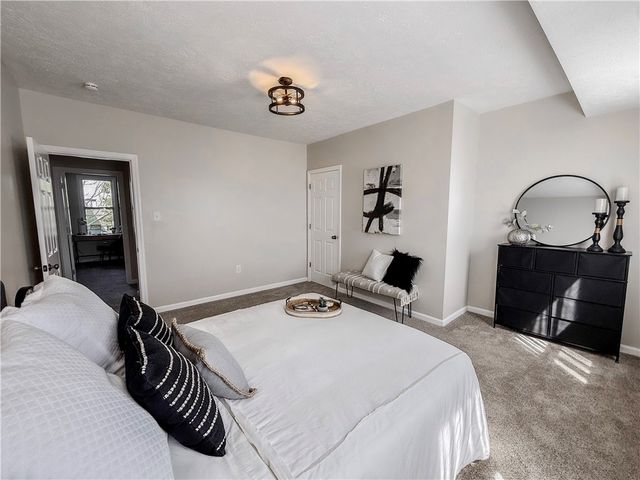 239 Paul St, Mt Washington, PA 15211