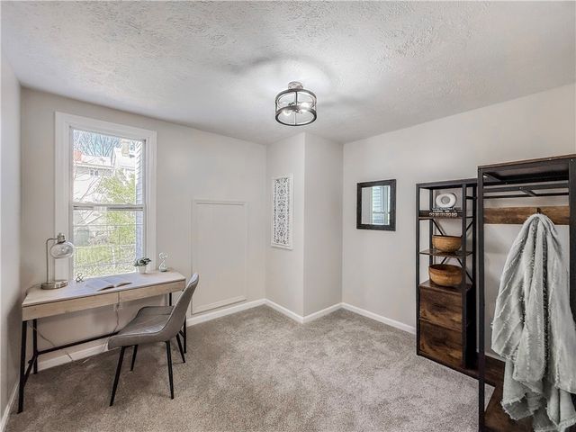 239 Paul St, Mt Washington, PA 15211