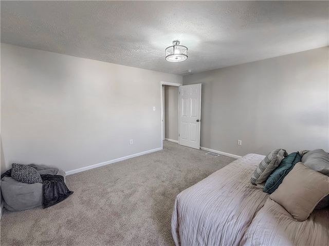 239 Paul St, Mt Washington, PA 15211