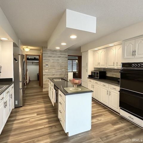 1701 Fairway Drive, Kokomo, IN 46901