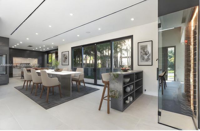801 SE 11th Court, Fort Lauderdale, FL 33316