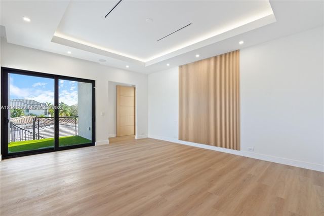 801 SE 11th Court, Fort Lauderdale, FL 33316
