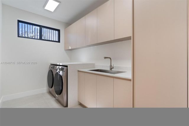 801 SE 11th Court, Fort Lauderdale, FL 33316
