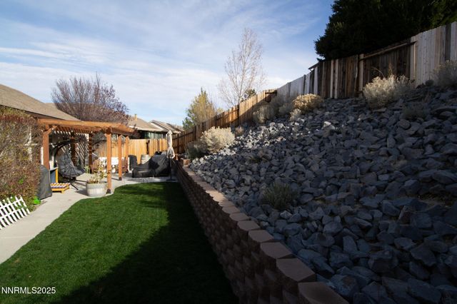 1056 Crown View Drive, Reno, NV 89523