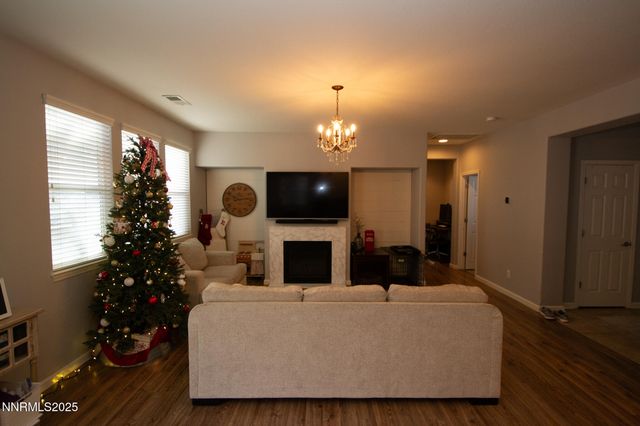 1056 Crown View Drive, Reno, NV 89523