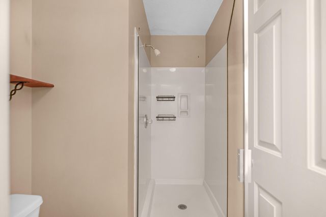 924 Shalimar Point Drive, Shalimar, FL 32579