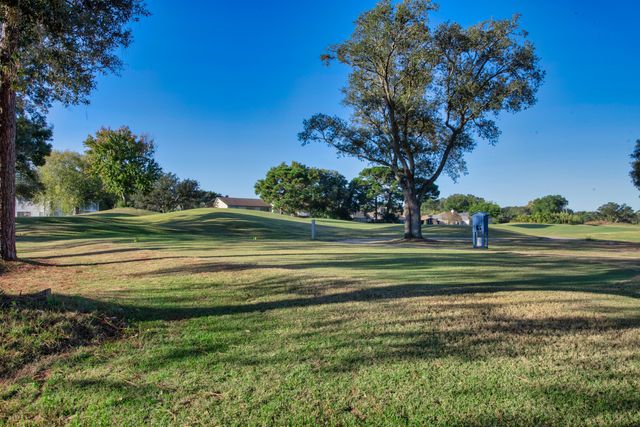 924 Shalimar Point Drive, Shalimar, FL 32579