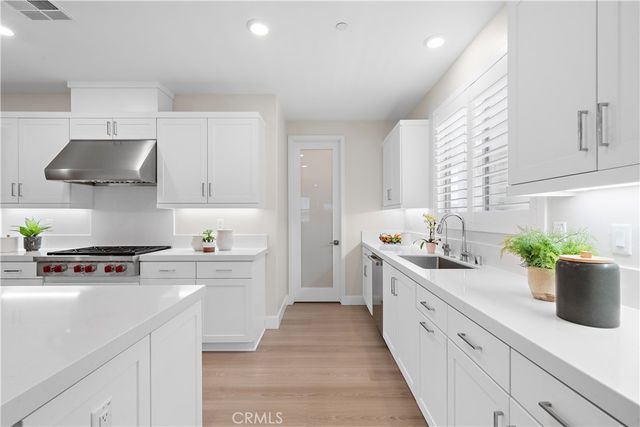 9832 Skylar Avenue, Fountain Valley, CA 92708