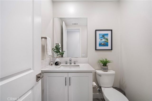9832 Skylar Avenue, Fountain Valley, CA 92708