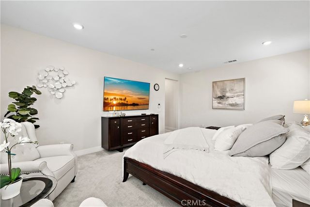 9832 Skylar Avenue, Fountain Valley, CA 92708
