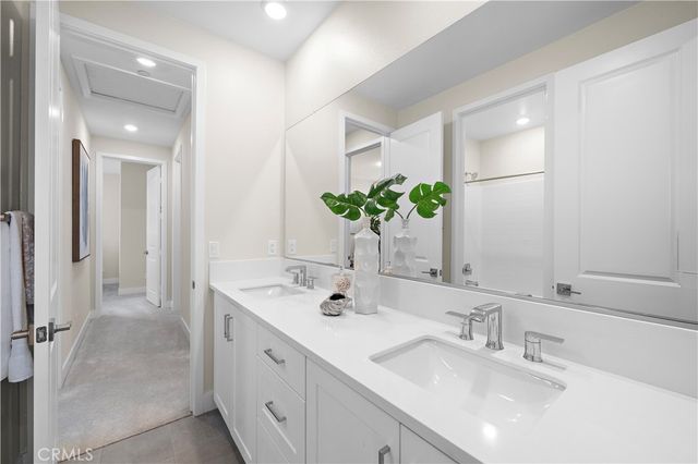 9832 Skylar Avenue, Fountain Valley, CA 92708