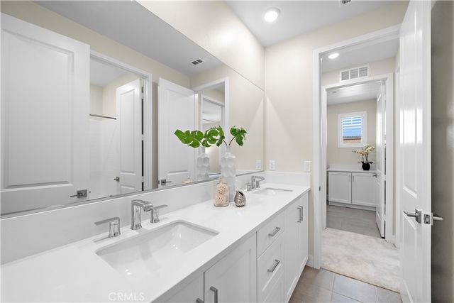 9832 Skylar Avenue, Fountain Valley, CA 92708