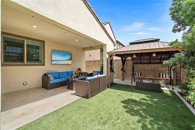 9832 Skylar Avenue, Fountain Valley, CA 92708