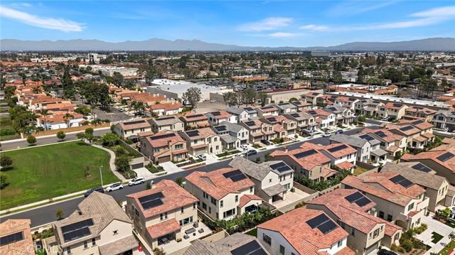 9832 Skylar Avenue, Fountain Valley, CA 92708