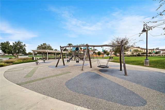 9832 Skylar Avenue, Fountain Valley, CA 92708