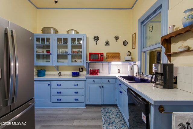 417 N Main Avenue, Tucson, AZ 85701