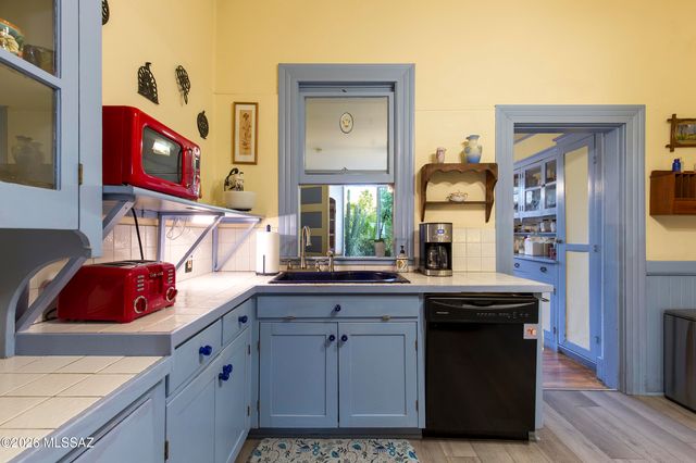 417 N Main Avenue, Tucson, AZ 85701