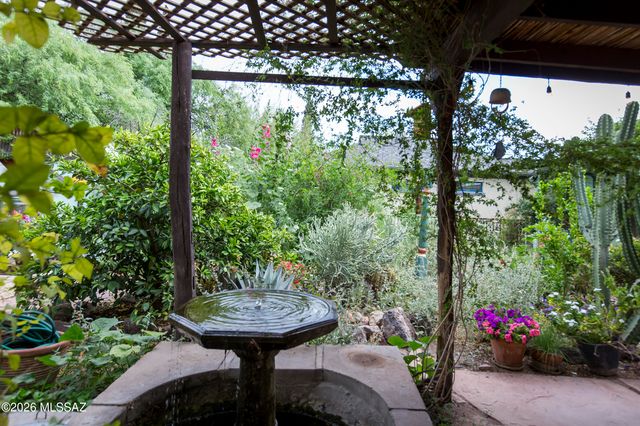 417 N Main Avenue, Tucson, AZ 85701