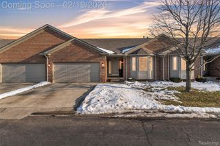 50490 Kayla Drive, New Baltimore, MI 48047