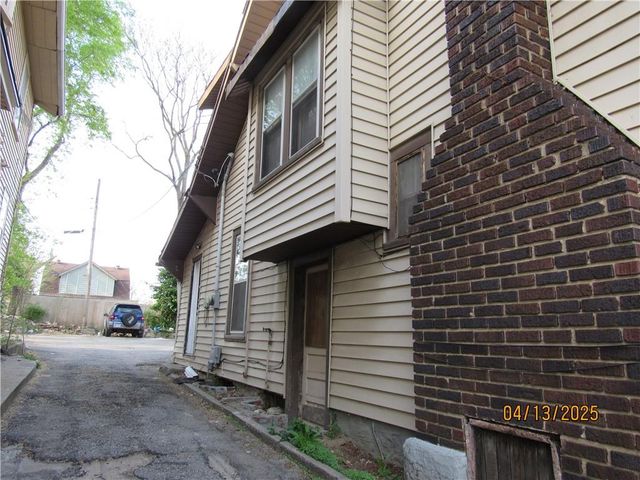 1134 Haskell Avenue, Kansas City, KS 66104