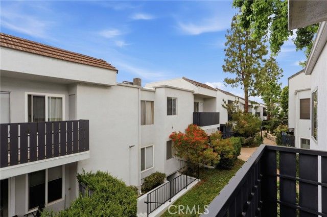 18645 Hatteras Street 289, Tarzana (los Angeles), CA 91356
