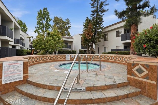18645 Hatteras Street 289, Tarzana (los Angeles), CA 91356