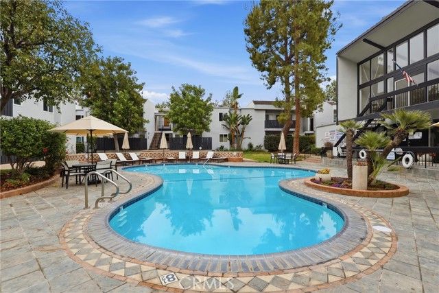 18645 Hatteras Street 289, Tarzana (los Angeles), CA 91356