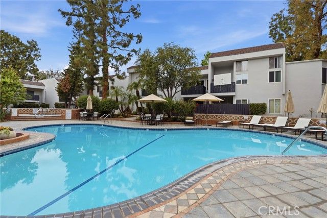 18645 Hatteras Street 289, Tarzana (los Angeles), CA 91356