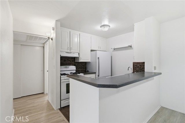 18645 Hatteras Street 289, Tarzana (los Angeles), CA 91356