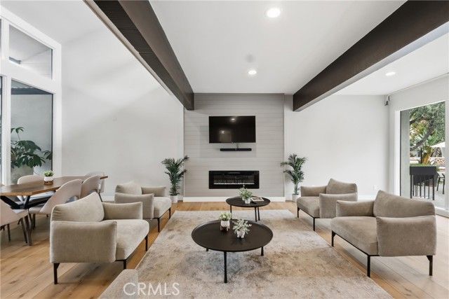 18645 Hatteras Street 289, Tarzana (los Angeles), CA 91356