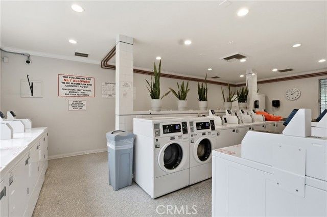 18645 Hatteras Street 289, Tarzana (los Angeles), CA 91356