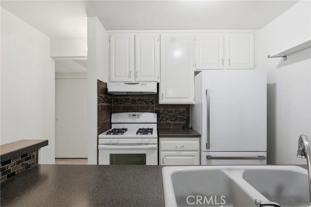 18645 Hatteras Street 289, Tarzana (los Angeles), CA 91356