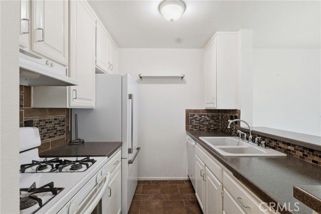 18645 Hatteras Street 289, Tarzana (los Angeles), CA 91356