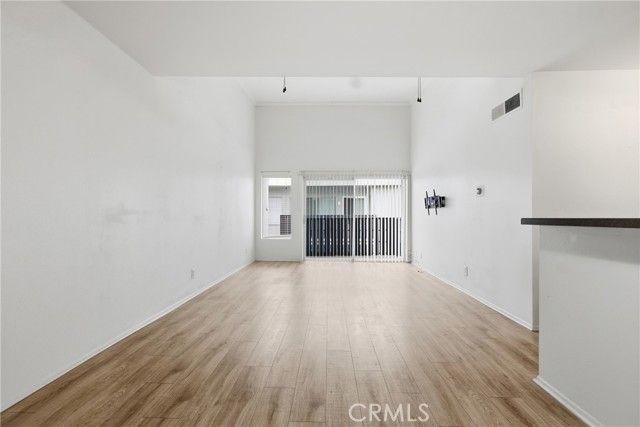 18645 Hatteras Street 289, Tarzana (los Angeles), CA 91356