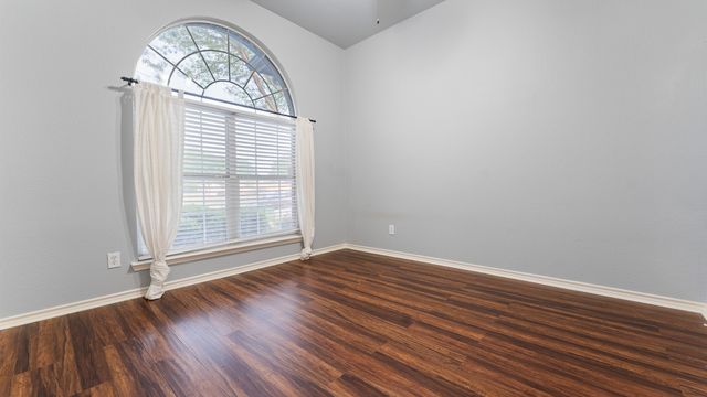 525 Mustang Ridge Drive, Murphy, TX 75094