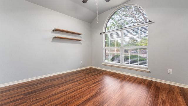 525 Mustang Ridge Drive, Murphy, TX 75094