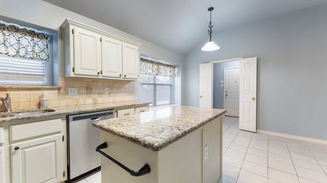 525 Mustang Ridge Drive, Murphy, TX 75094