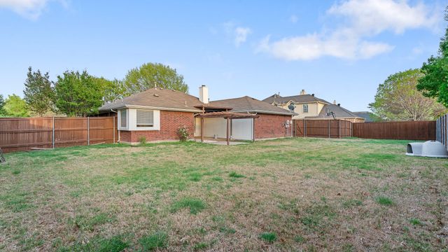 525 Mustang Ridge Drive, Murphy, TX 75094