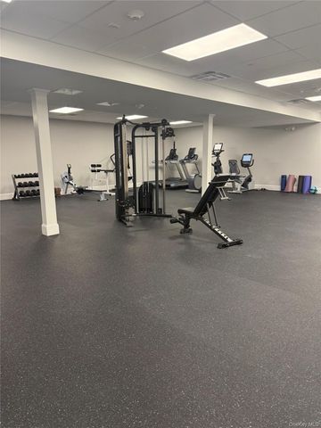 776 Fulton Street 3A, Farmingdale, NY 11735
