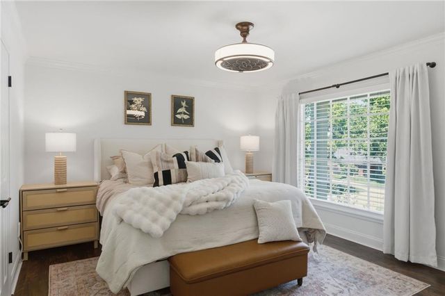 12862 Sagamore Road, Leawood, KS 66209