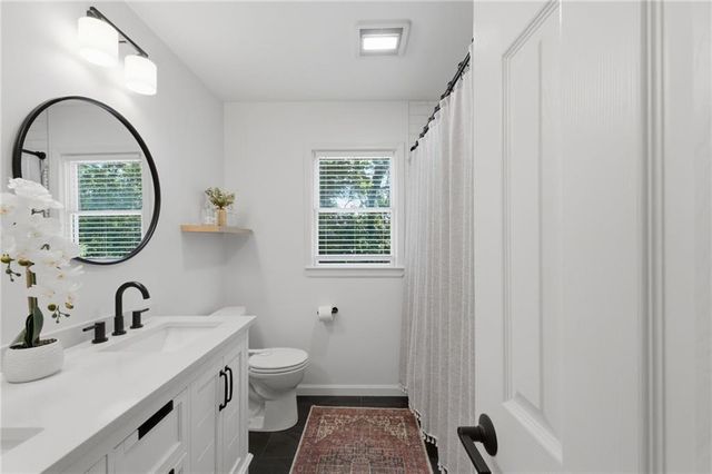 12862 Sagamore Road, Leawood, KS 66209