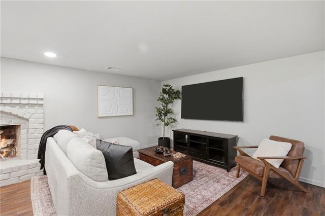 12862 Sagamore Road, Leawood, KS 66209