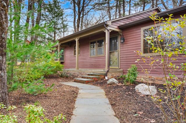 30 Hummel Road, New Paltz, NY 12561