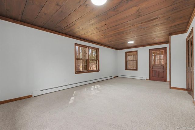 30 Hummel Road, New Paltz, NY 12561
