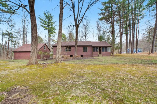 30 Hummel Road, New Paltz, NY 12561