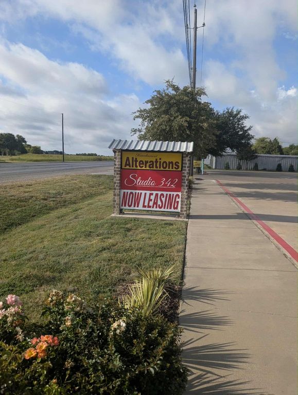 431 N State Highway 342, Red Oak, TX 75154
