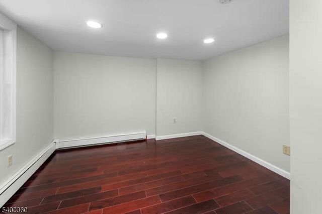 52 Broadway, West Milford Twp., NJ 07480